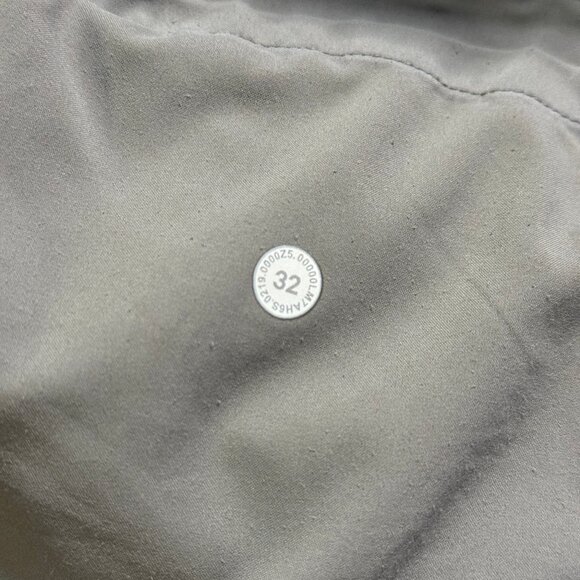 Lululemon Men's Commission Short 7" *Dye - Green/Grey - Picture 5 of 7